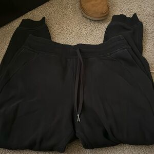 Lululemon joggers size 10